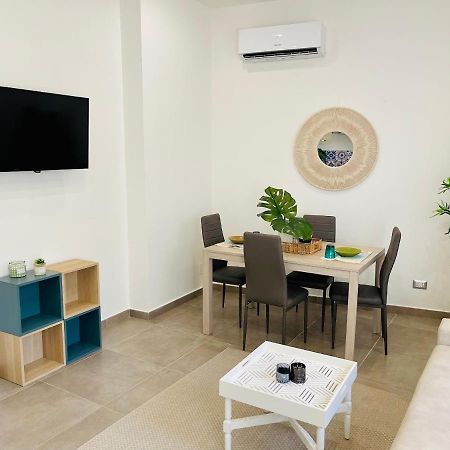 Apartament On The Sea And With Swimming Pool Taormina Exteriör bild